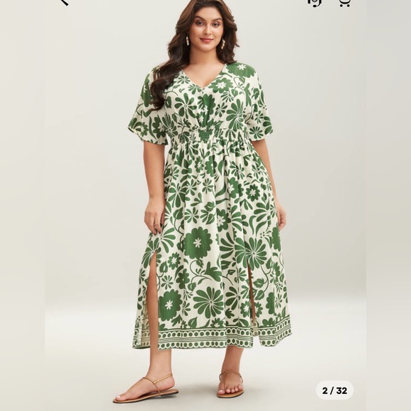 BloomChic Dresses & Skirts - BloomChic Green Floral Midi Dress- NWT